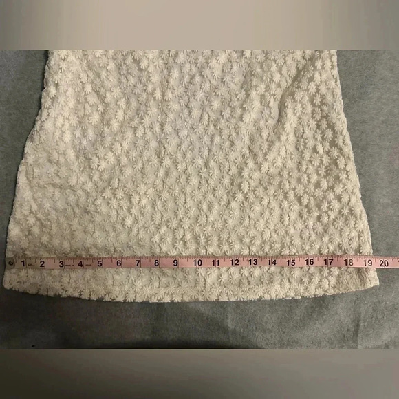 Karlie ivory Lana spaghetti strap top size S - Picture 8 of 9